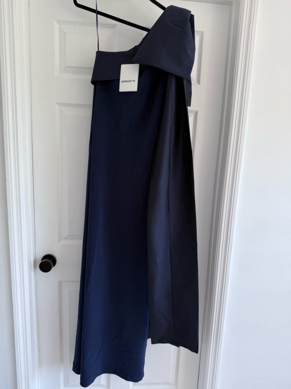 NWT Bernadette Adrian One Shoulder Navy Maxi Gown 36 Statement Bow Evening Dress - Picture 4 of 10